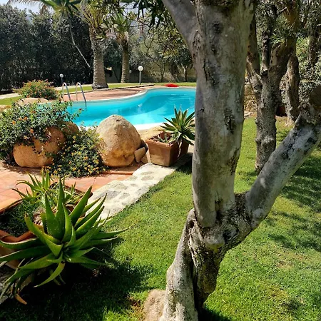 别墅 Laura, Fronte Piscina E Giardino Privato 维拉西米乌斯